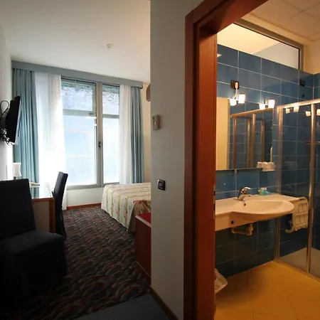 Otel San Terenzo Lerici