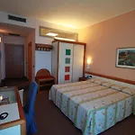 Otel San Terenzo Lerici