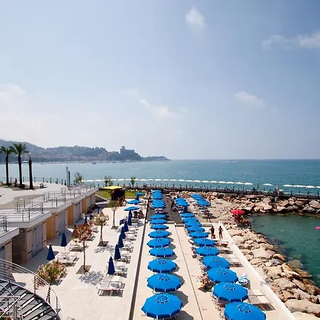 San Terenzo Hotel