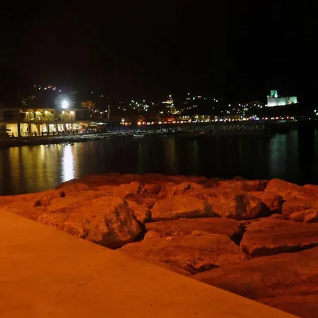 Otel San Terenzo Lerici