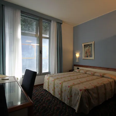 San Terenzo 4*