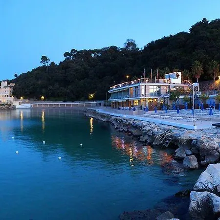 Hotel San Terenzo 4*