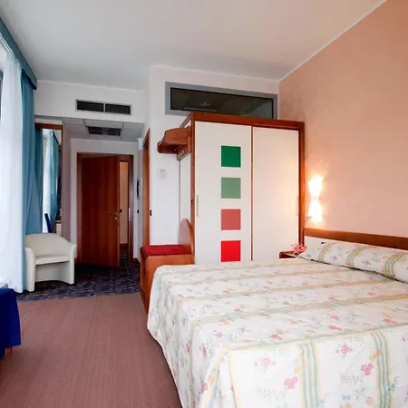 Hotel San Terenzo 4*