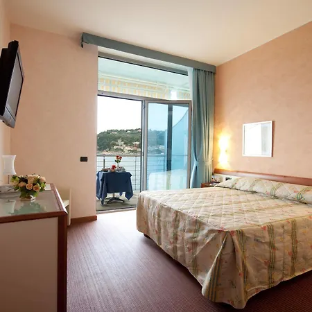 Hotel San Terenzo 4*