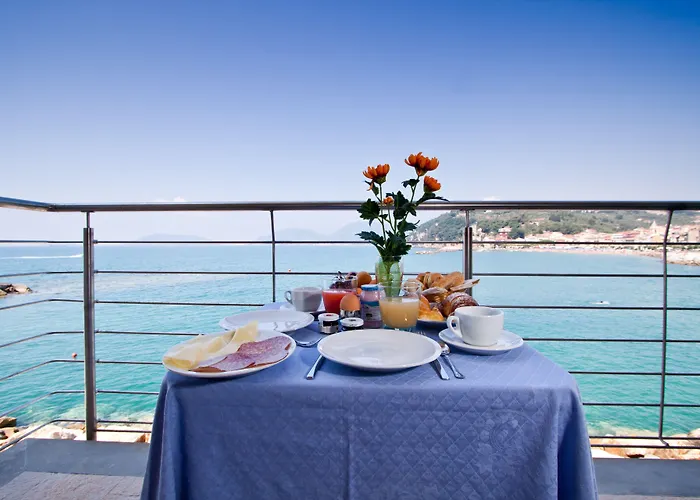 Hotel San Terenzo 4*