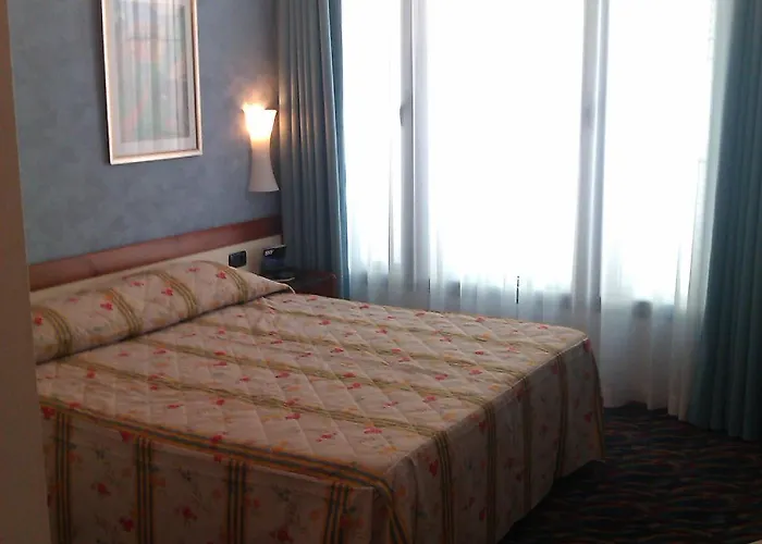 San Terenzo Hotel